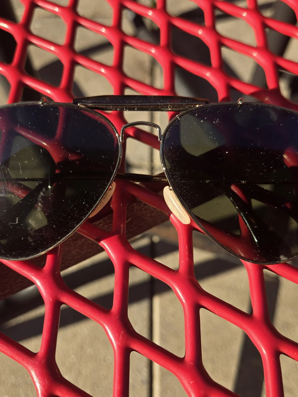Ray Ban Shooter Classic Aviator Sunglasses in Gold with Dark Lenses